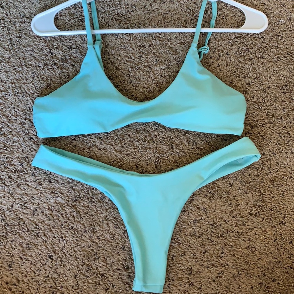 BIKINI